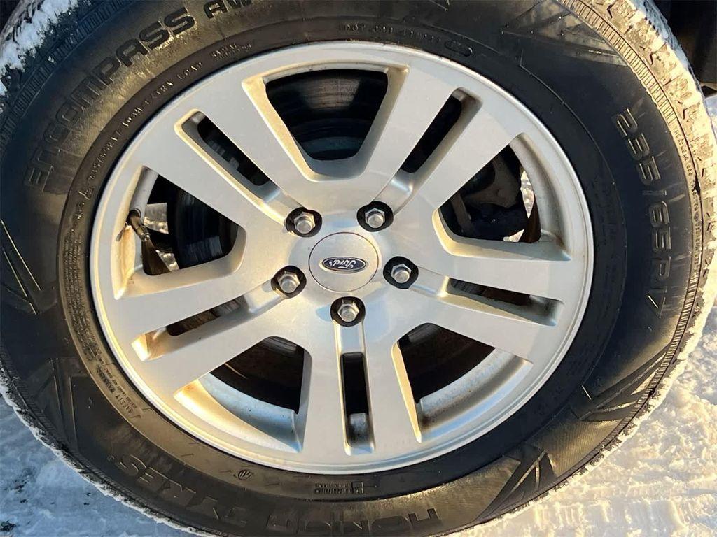 used 2012 Ford Edge car, priced at $3,900