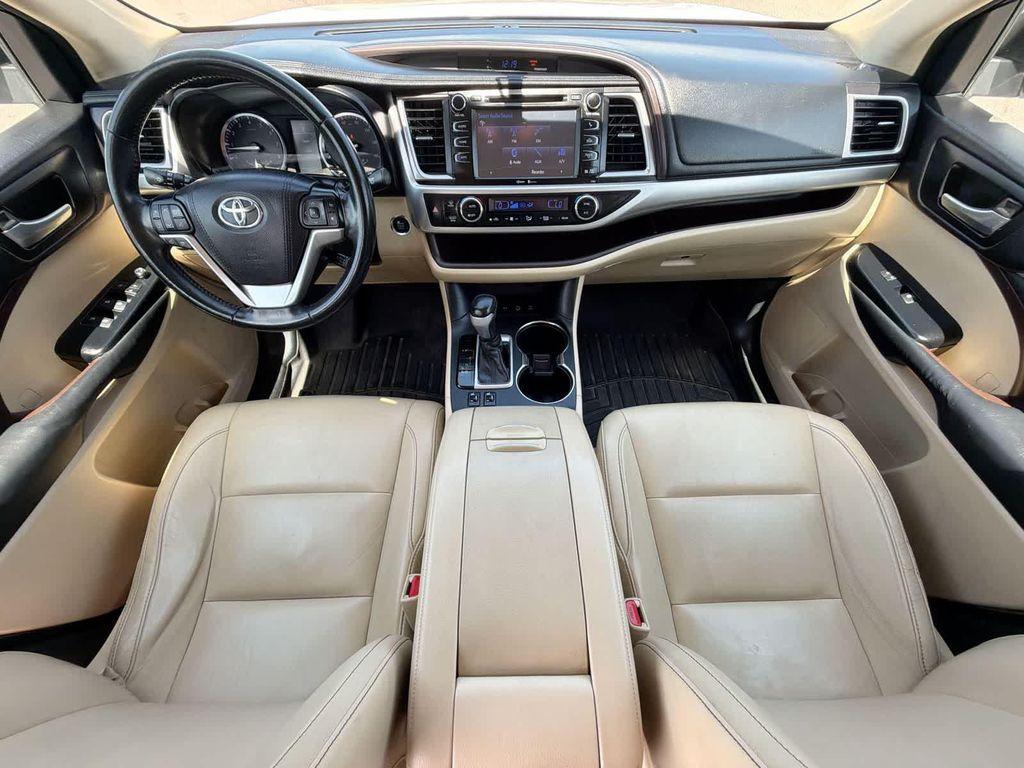 used 2015 Toyota Highlander car, priced at $18,275