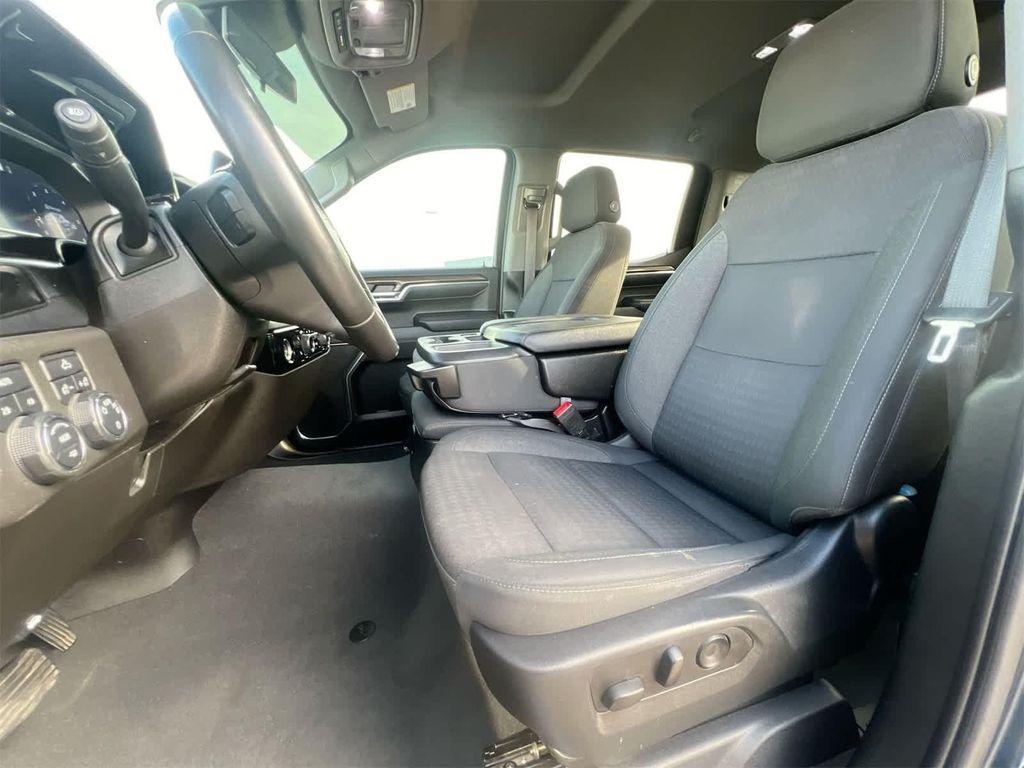 used 2023 Chevrolet Silverado 1500 car, priced at $28,995