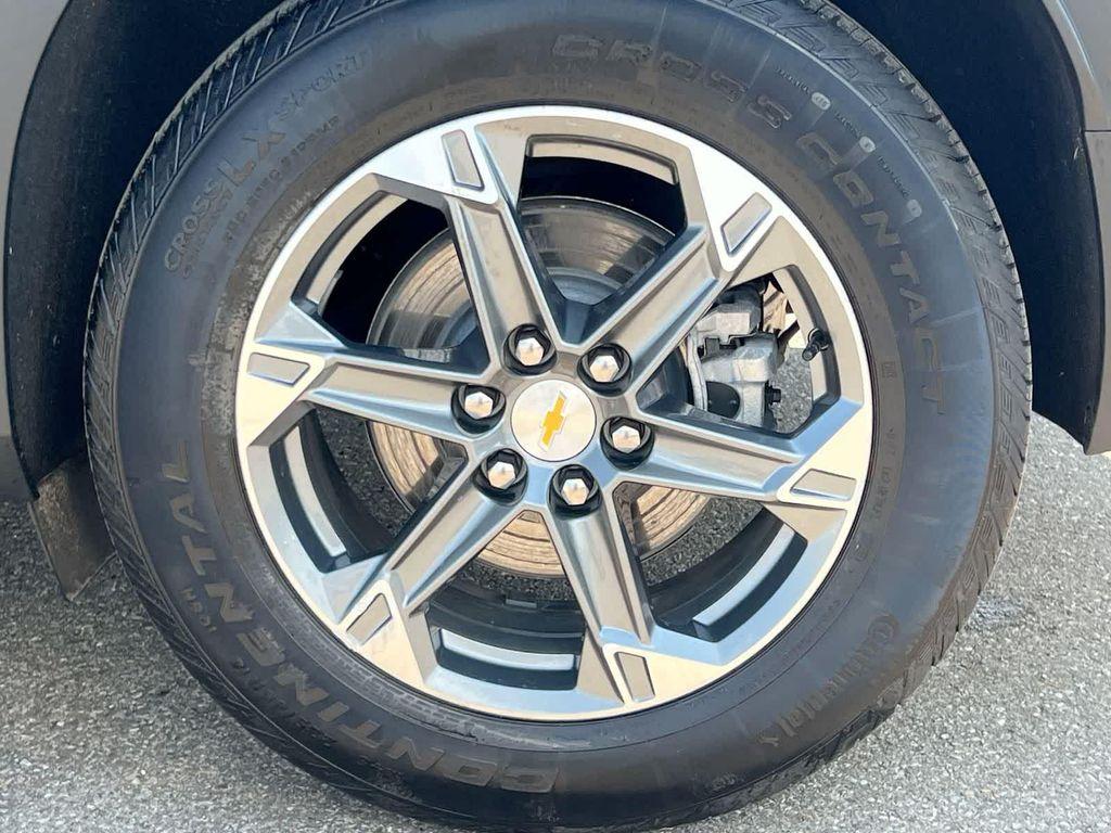 used 2025 Chevrolet Blazer car, priced at $26,275