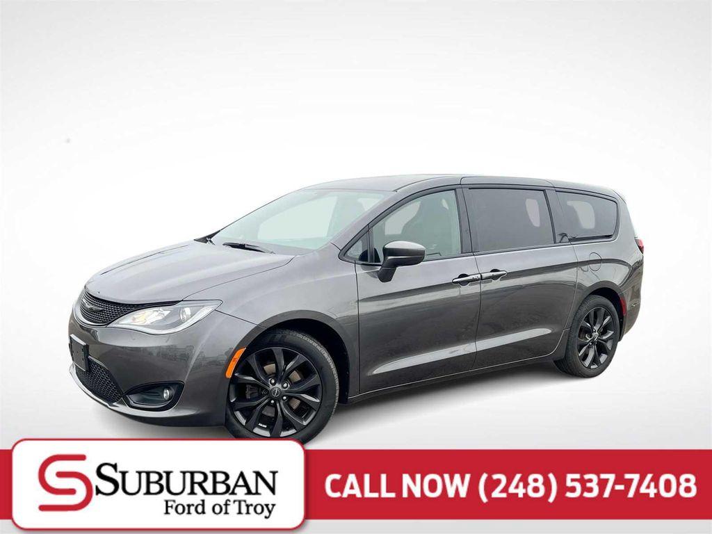 used 2018 Chrysler Pacifica car, priced at $11,305
