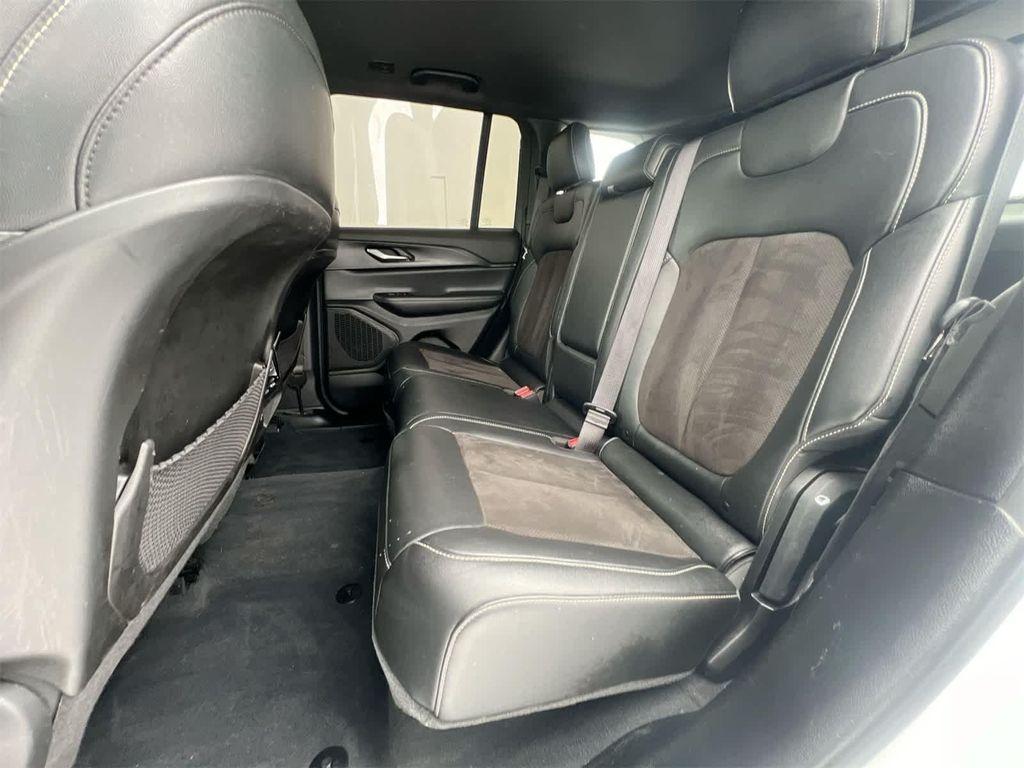 used 2023 Jeep Grand Cherokee car, priced at $28,995