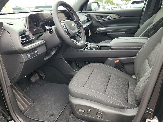 new 2026 Chevrolet Traverse car, priced at $44,810