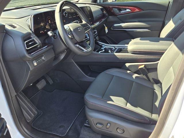 new 2026 Chevrolet Traverse car, priced at $54,623