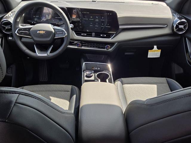 new 2026 Chevrolet Equinox car, priced at $30,006