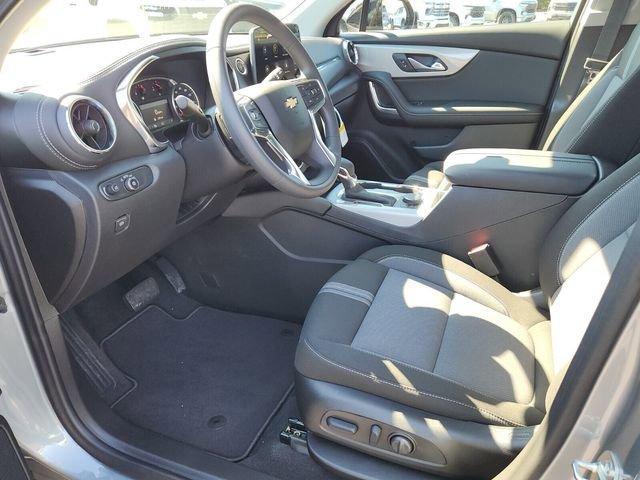 new 2025 Chevrolet Blazer car, priced at $32,986