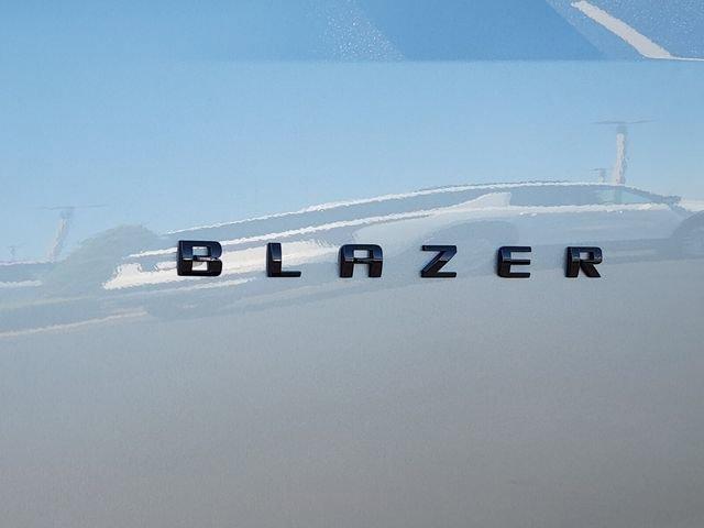 new 2025 Chevrolet Blazer car, priced at $32,986