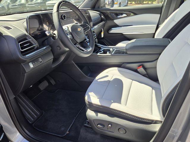 new 2026 Chevrolet Traverse car, priced at $53,669