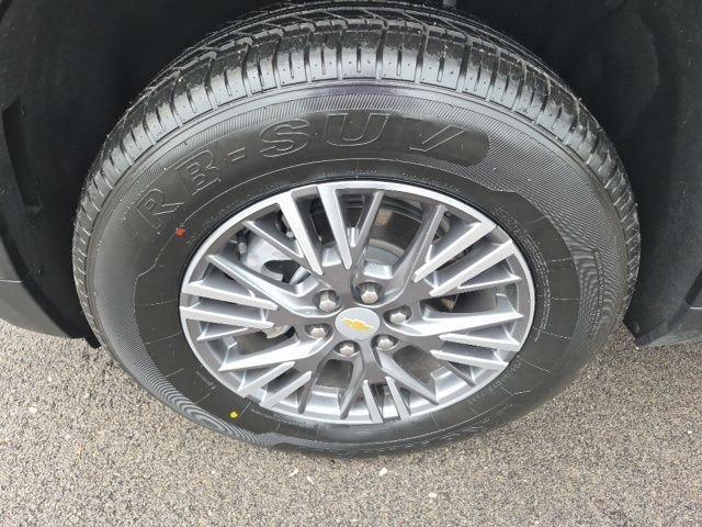 used 2025 Chevrolet Traverse car, priced at $37,556