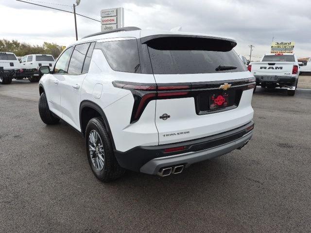 used 2025 Chevrolet Traverse car, priced at $37,556