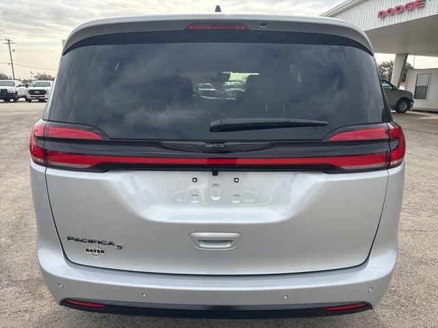 new 2026 Chrysler Pacifica car, priced at $43,428