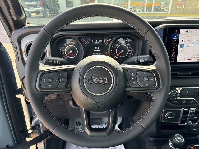 new 2026 Jeep Gladiator car, priced at $46,930