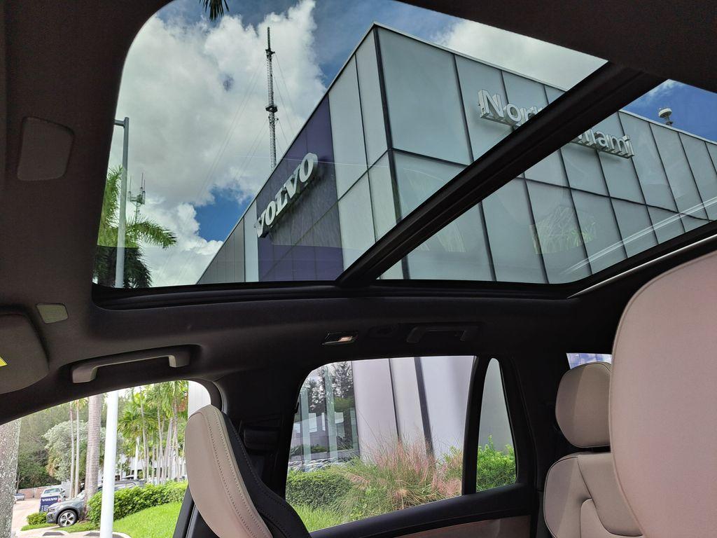 new 2026 Volvo XC90 Plug-In Hybrid car, priced at $80,995