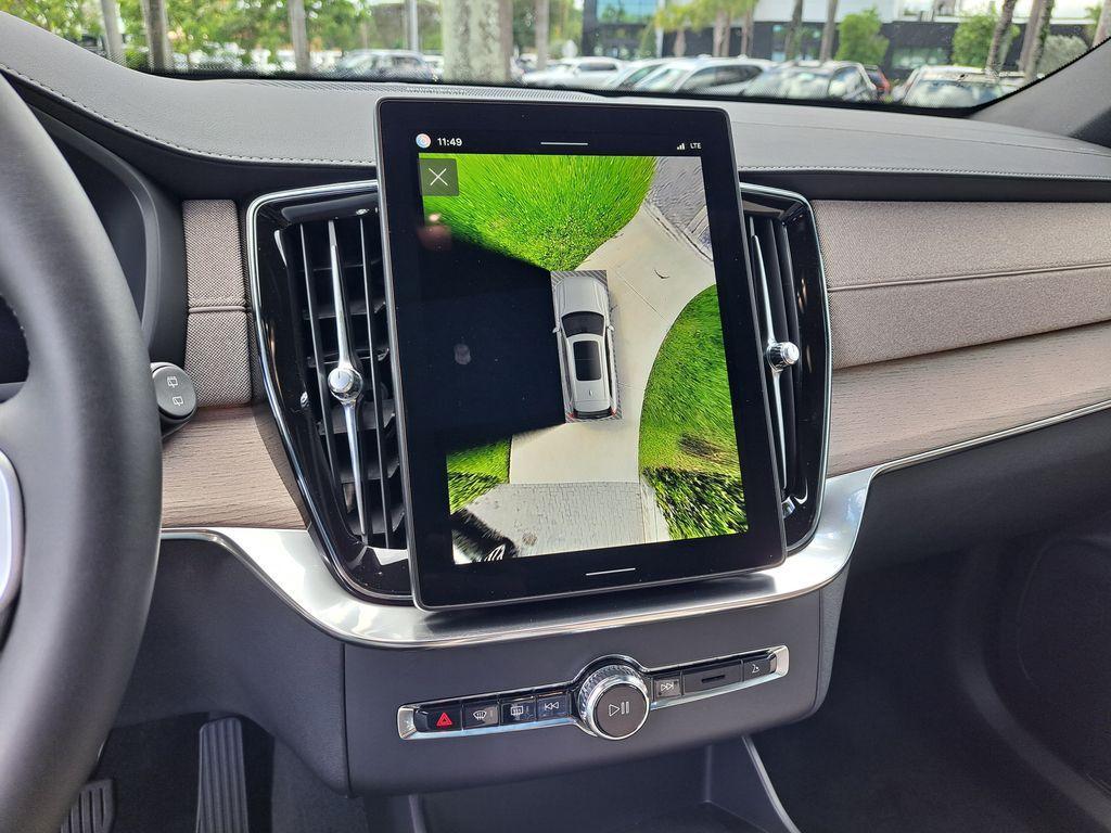 new 2026 Volvo XC90 Plug-In Hybrid car, priced at $80,995