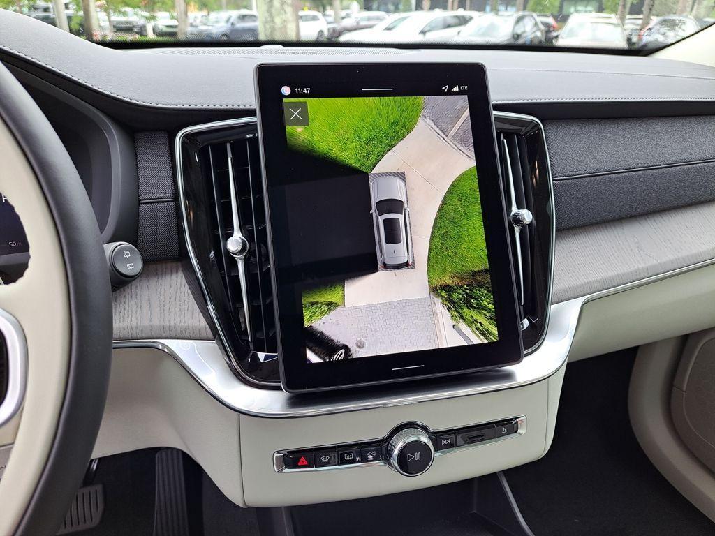 new 2026 Volvo XC90 car, priced at $74,155