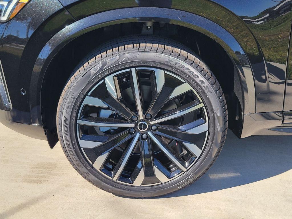 new 2026 Volvo XC90 car, priced at $77,225