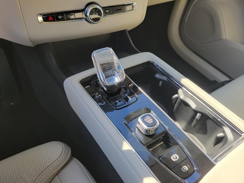 new 2026 Volvo XC90 car, priced at $72,655