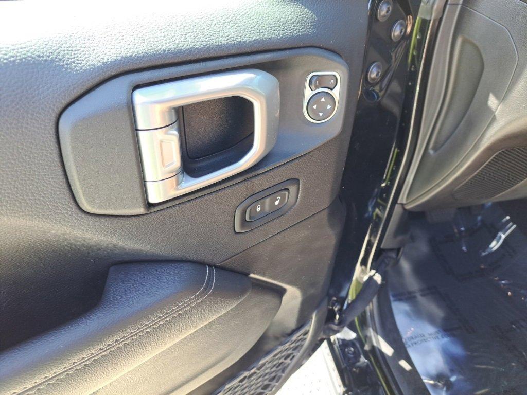 used 2022 Jeep Gladiator car, priced at $24,250