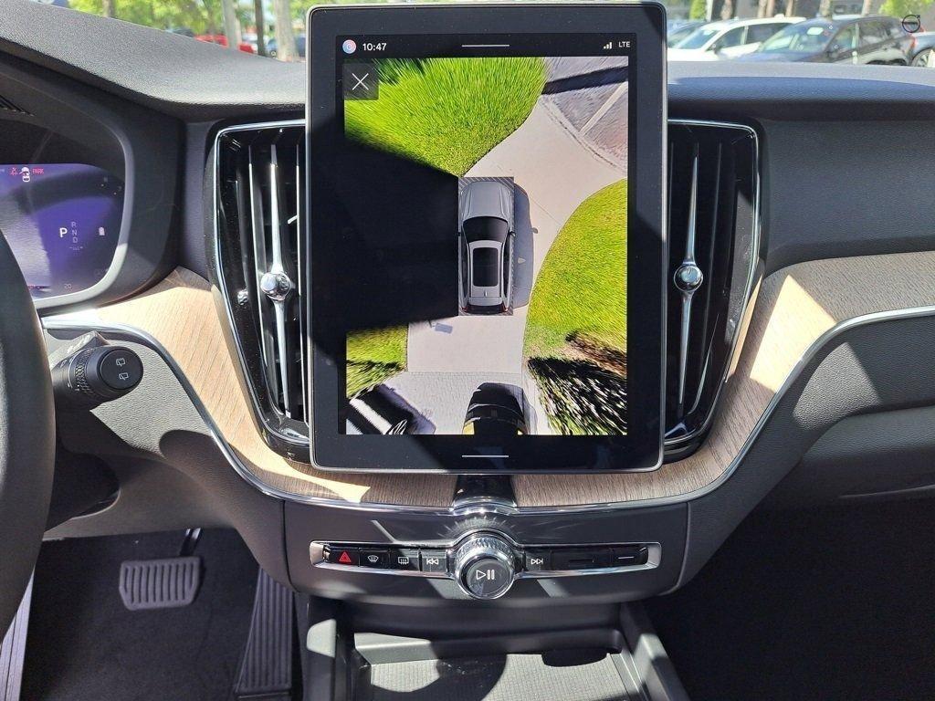 new 2026 Volvo XC60 car, priced at $54,985