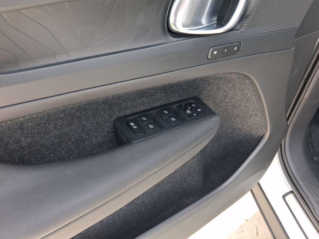used 2023 Volvo C40 Recharge Pure Electric car, priced at $23,150