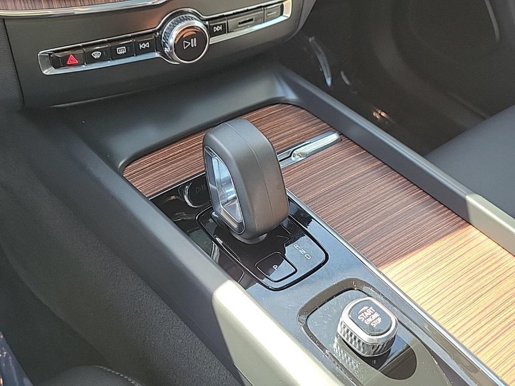 used 2023 Volvo XC60 car, priced at $26,000