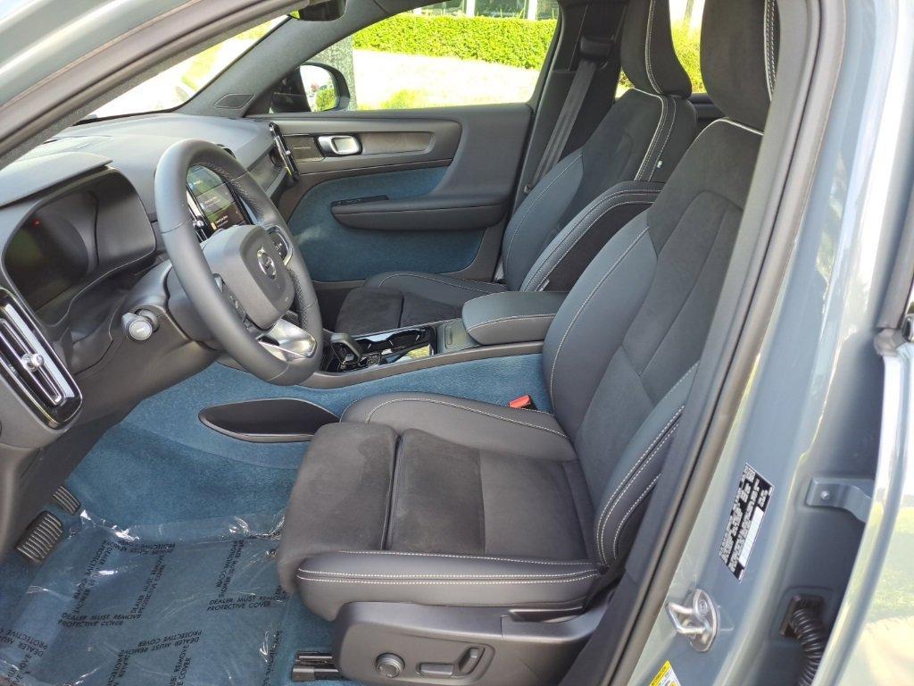 used 2023 Volvo C40 Recharge Pure Electric car, priced at $23,500