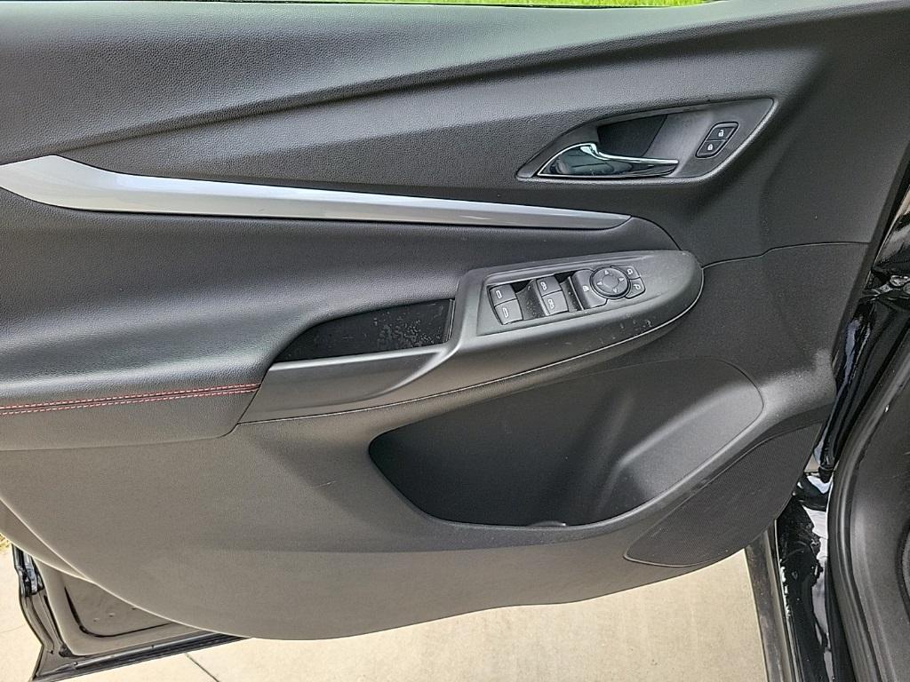 used 2023 Chevrolet Bolt EUV car, priced at $17,500