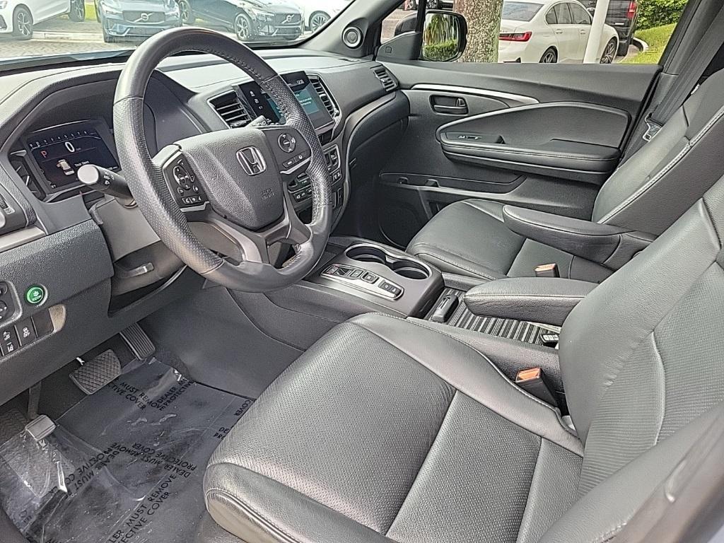 used 2023 Honda Passport car, priced at $28,000
