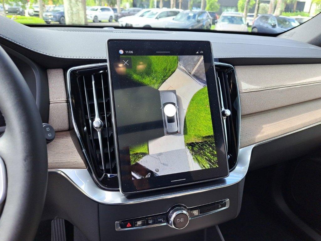 new 2026 Volvo XC90 car, priced at $69,325