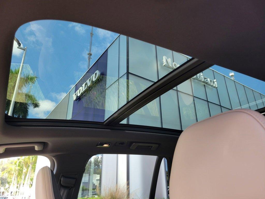 new 2026 Volvo XC90 Plug-In Hybrid car, priced at $76,105