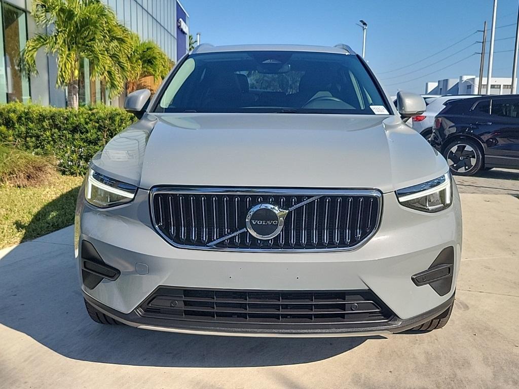 used 2025 Volvo XC40 car, priced at $27,500