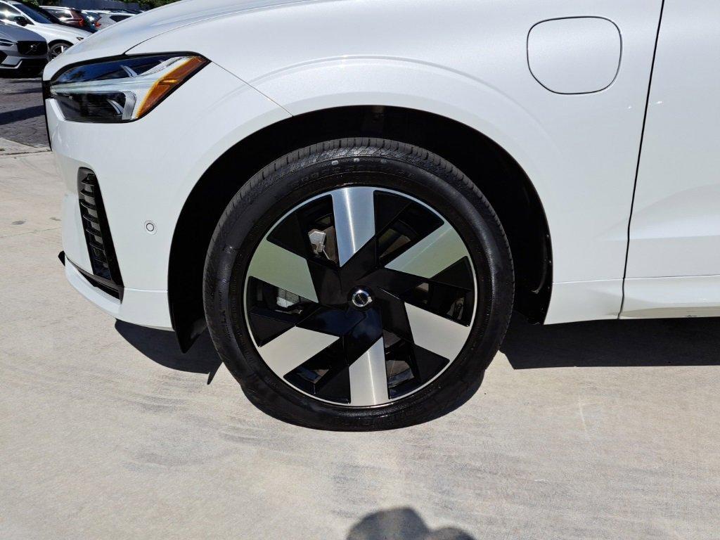 used 2024 Volvo XC60 Recharge Plug-In Hybrid car, priced at $42,000