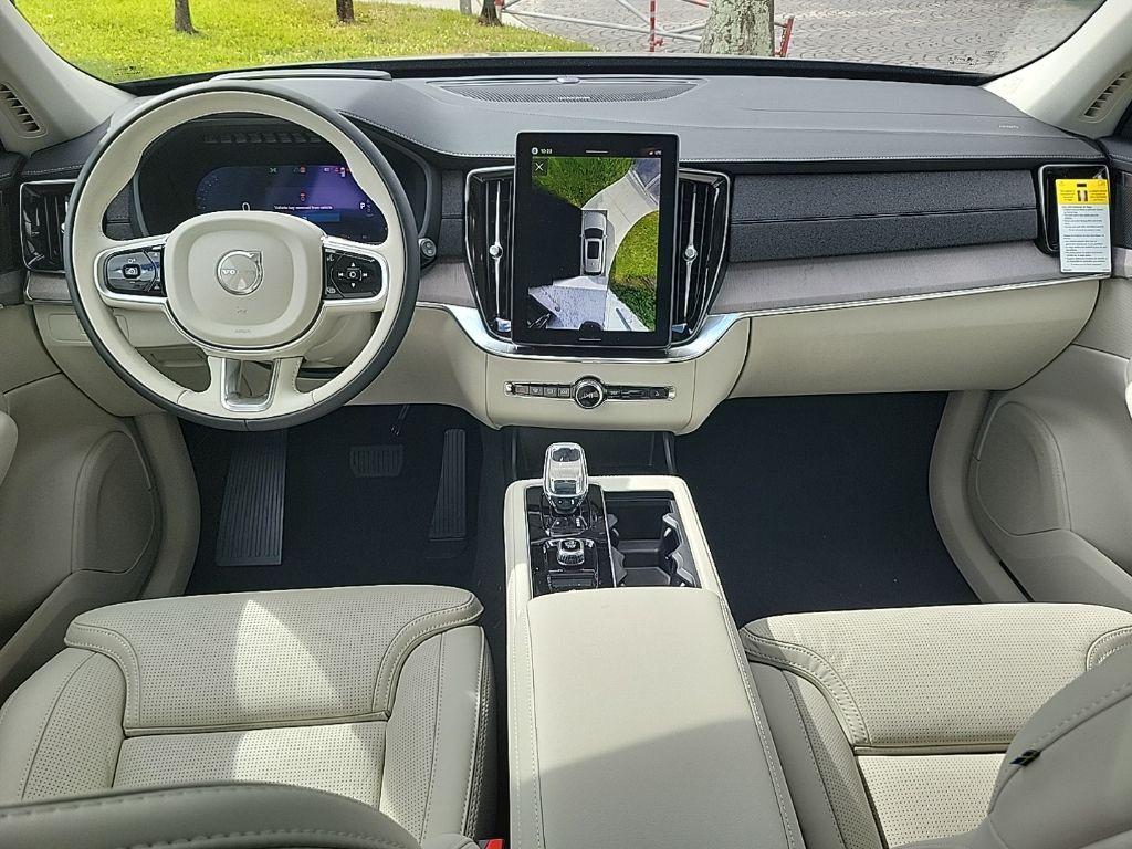 new 2026 Volvo XC90 car, priced at $74,270