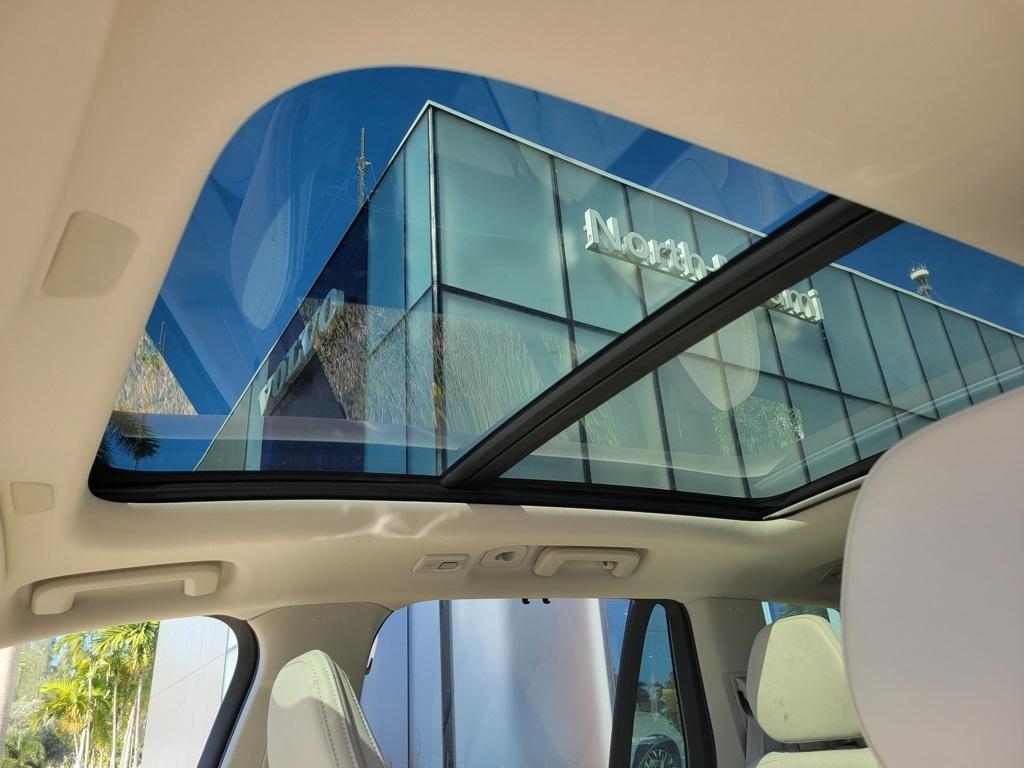 new 2026 Volvo XC90 car, priced at $80,275