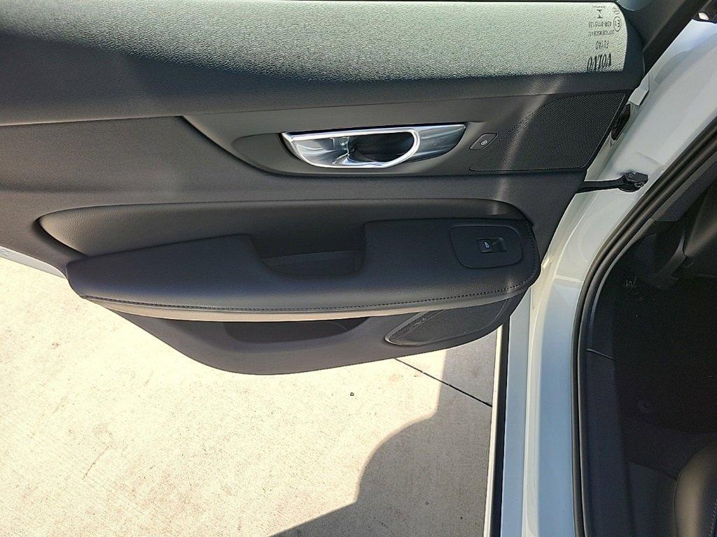 used 2022 Volvo S60 car, priced at $21,900