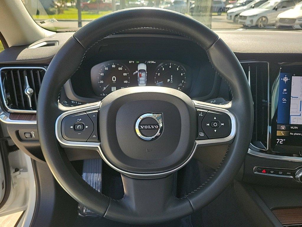 used 2022 Volvo S60 car, priced at $21,900