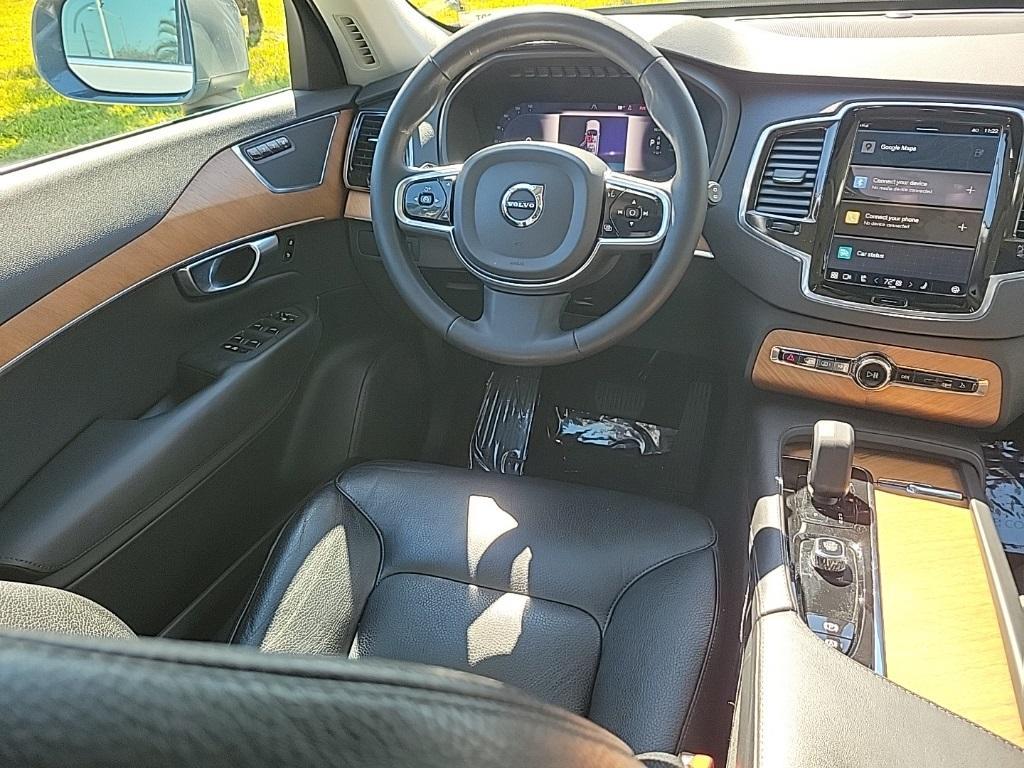 used 2023 Volvo XC90 Recharge Plug-In Hybrid car, priced at $39,995