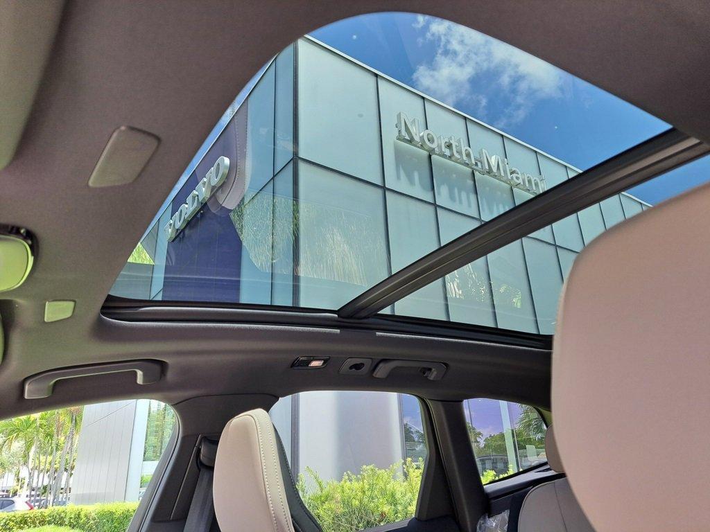 new 2026 Volvo XC60 car, priced at $54,985