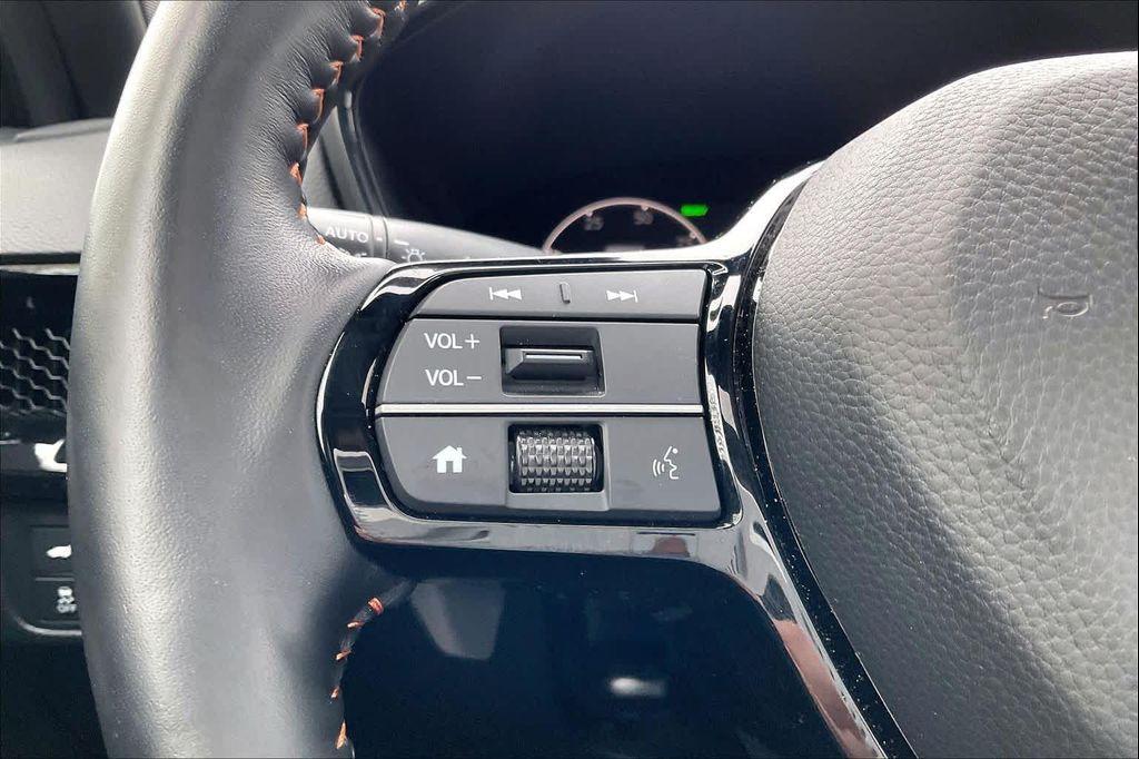 used 2025 Honda CR-V Hybrid car, priced at $38,998
