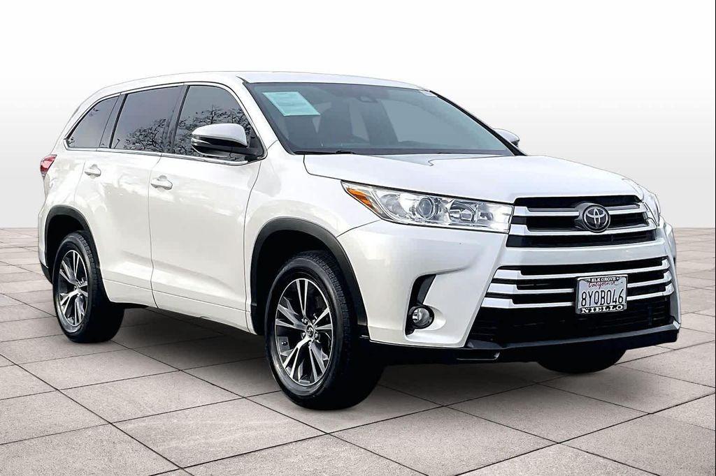 used 2018 Toyota Highlander car, priced at $18,898