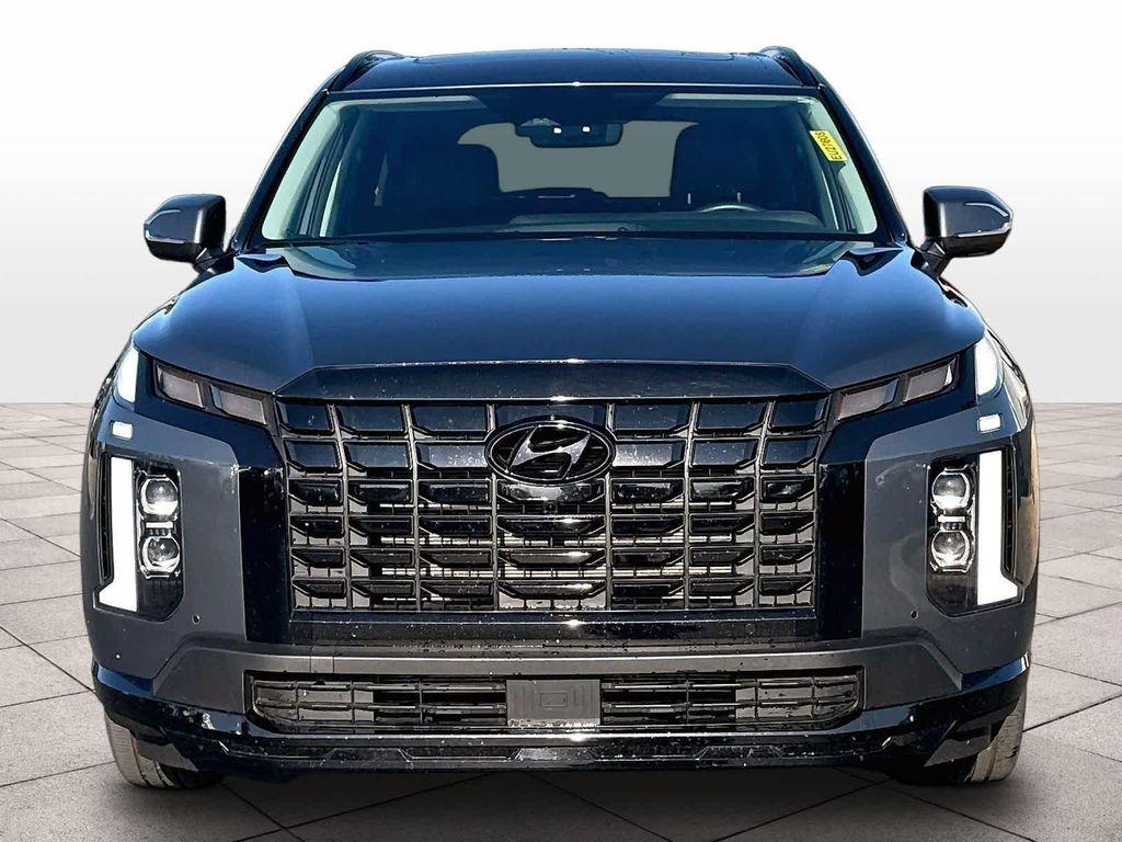 used 2025 Hyundai Palisade car, priced at $38,992