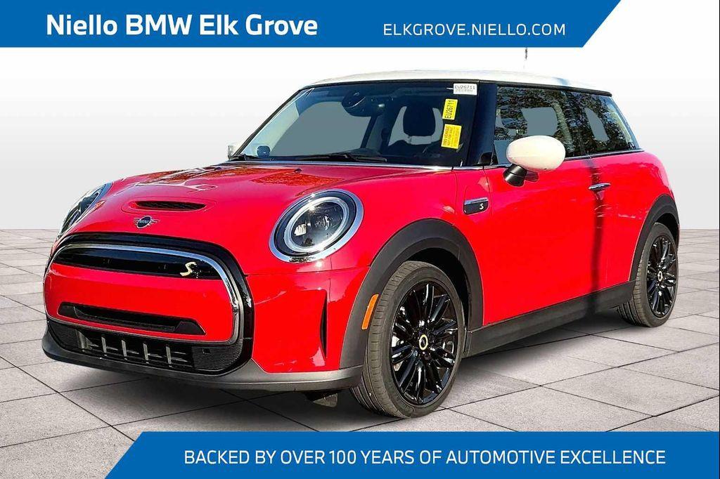 used 2024 MINI Hardtop car, priced at $22,494