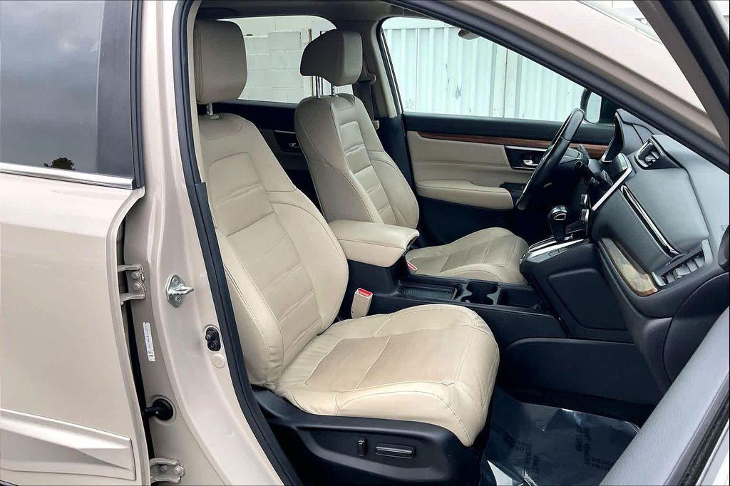 used 2019 Honda CR-V car, priced at $17,897