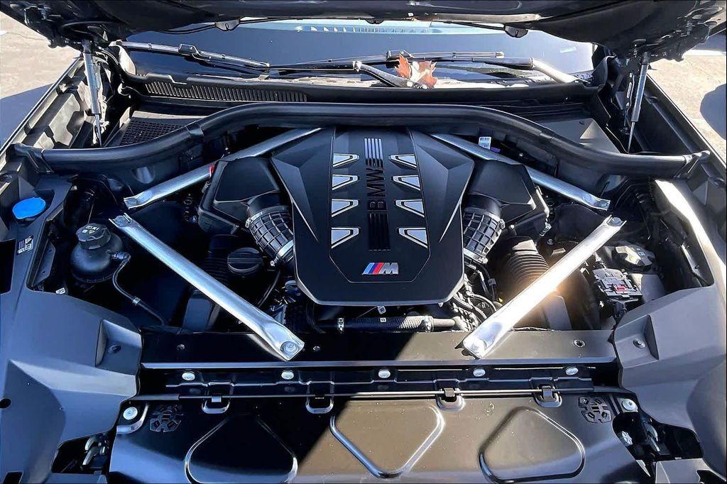 new 2026 BMW X7 car, priced at $123,600