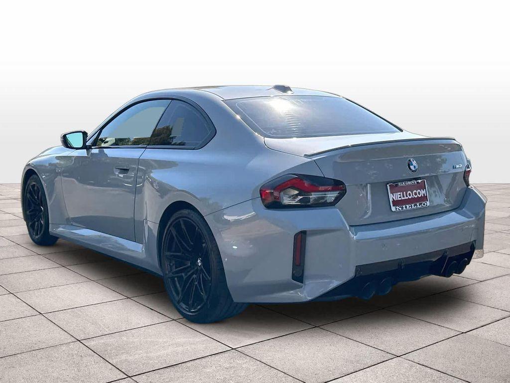 BMW M2 view 6