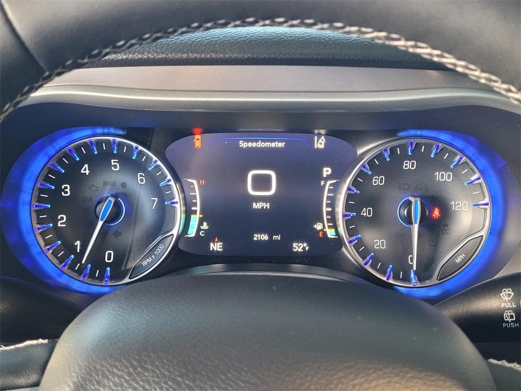 used 2025 Chrysler Pacifica car, priced at $42,988