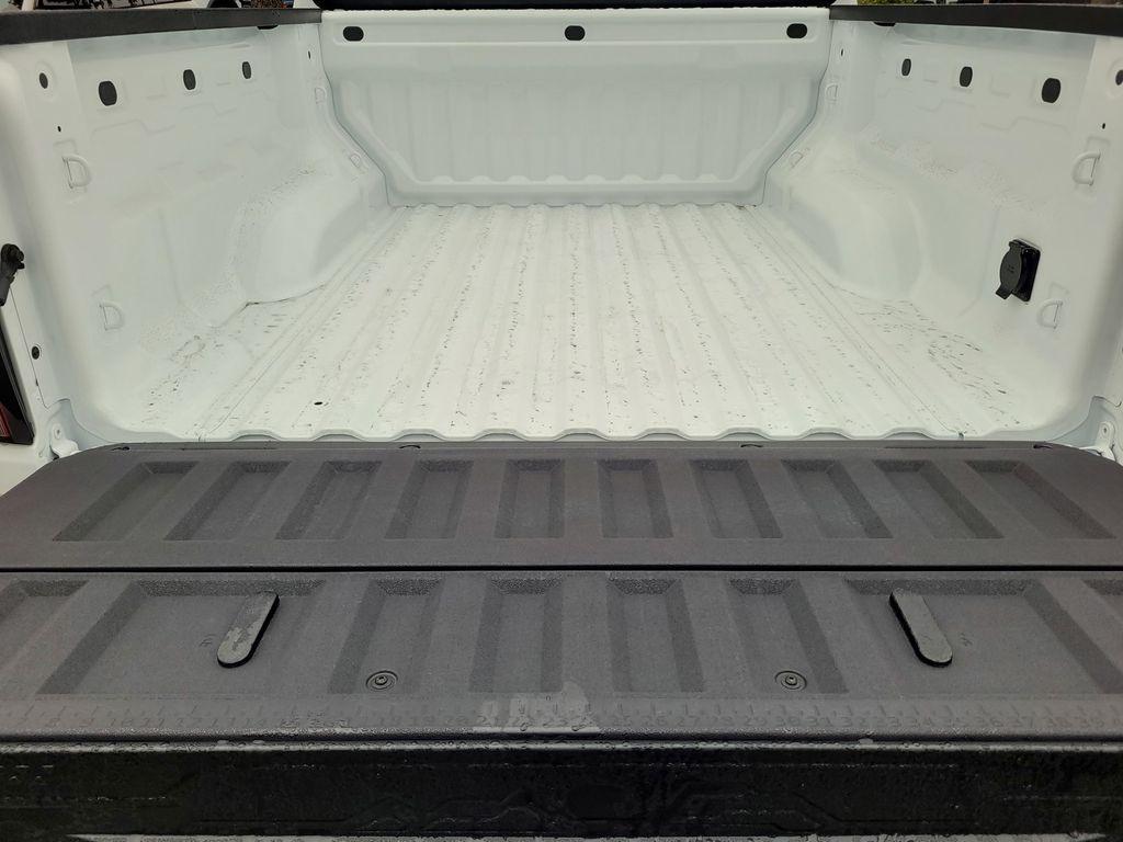 new 2026 Chevrolet Colorado car, priced at $44,305