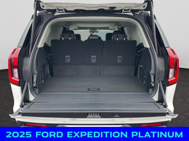 new 2025 Ford Expedition car, priced at $89,500
