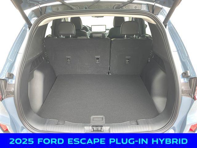 new 2025 Ford Escape car, priced at $29,250