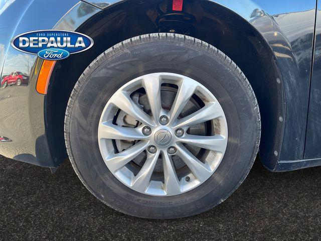 used 2019 Chrysler Pacifica car, priced at $14,450